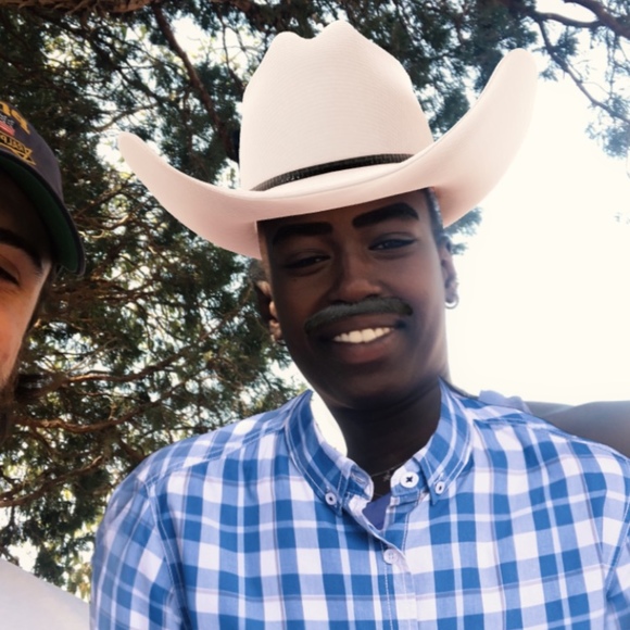 Meet your Posher, Steve - Picture 1 of 1